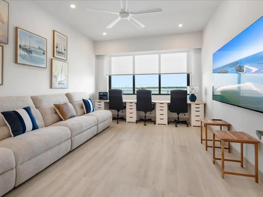 1798 Wavecrest Court Marco Island FL 34145