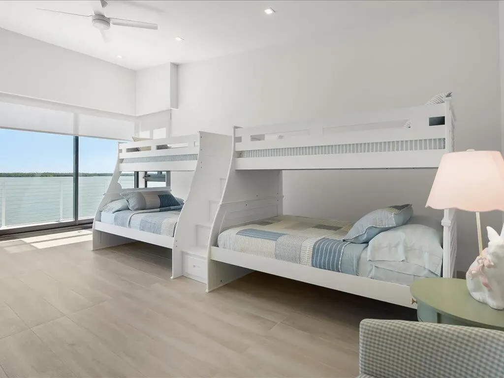 1798 Wavecrest Court Marco Island FL 34145