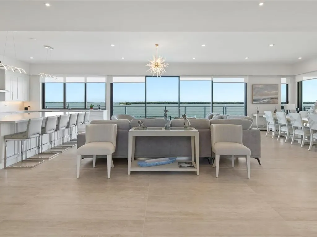 1798 Wavecrest Court Marco Island FL 34145