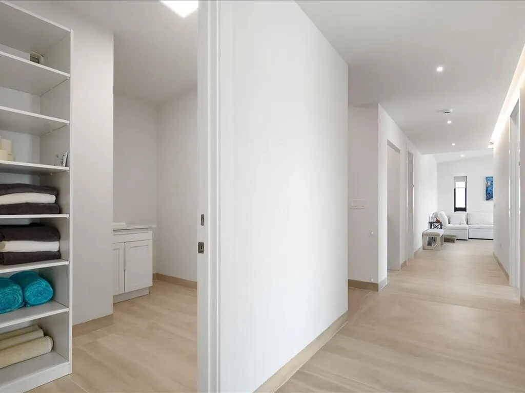 1798 Wavecrest Court Marco Island FL 34145