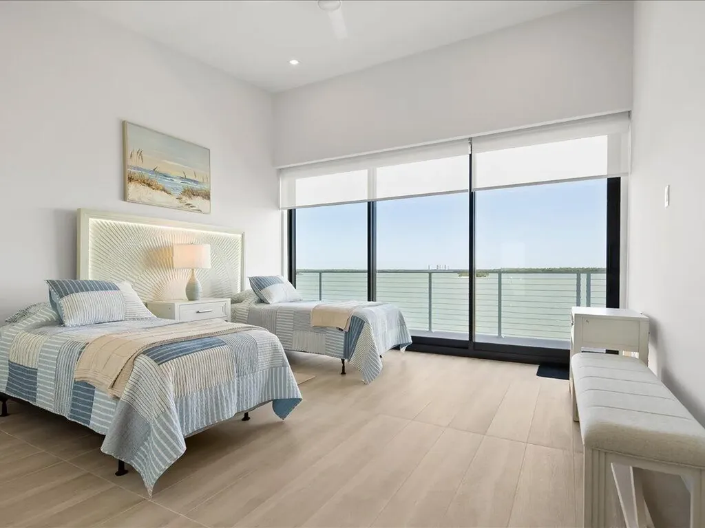 1798 Wavecrest Court Marco Island FL 34145