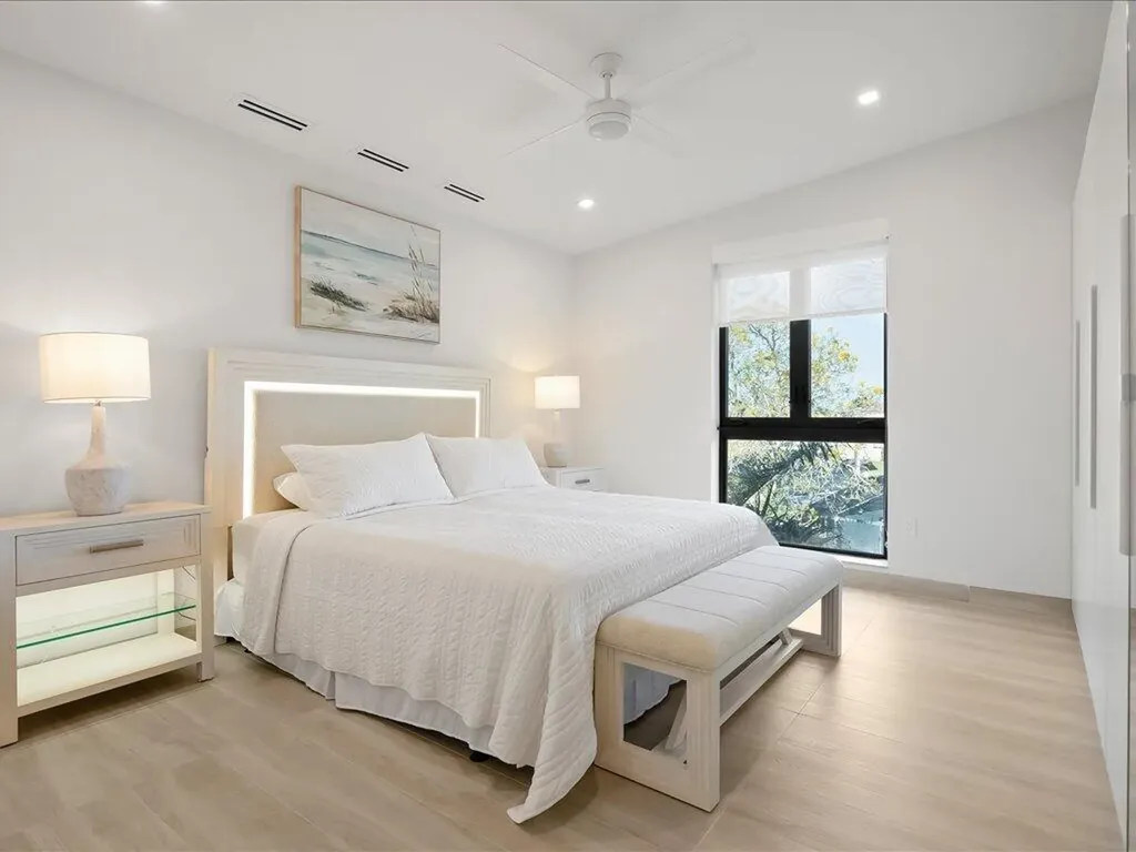 1798 Wavecrest Court Marco Island FL 34145