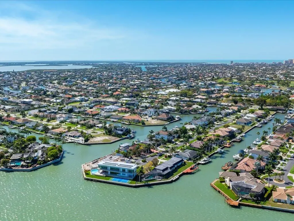 1798 Wavecrest Court Marco Island FL 34145