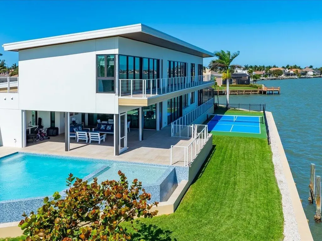 1798 Wavecrest Court Marco Island FL 34145