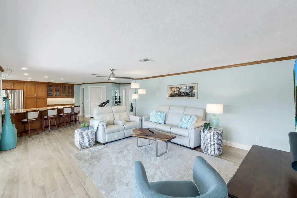 248 Polynesia Court Marco Island FL 34145