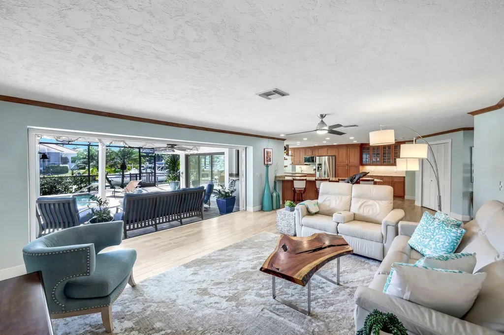 248 Polynesia Court Marco Island FL 34145