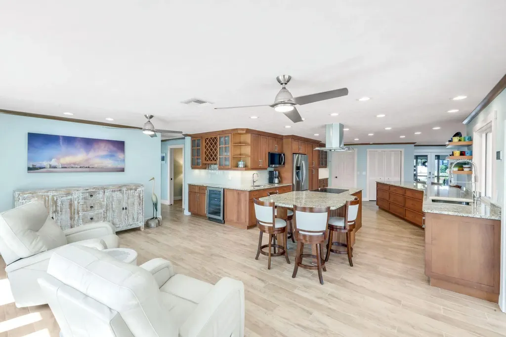 248 Polynesia Court Marco Island FL 34145