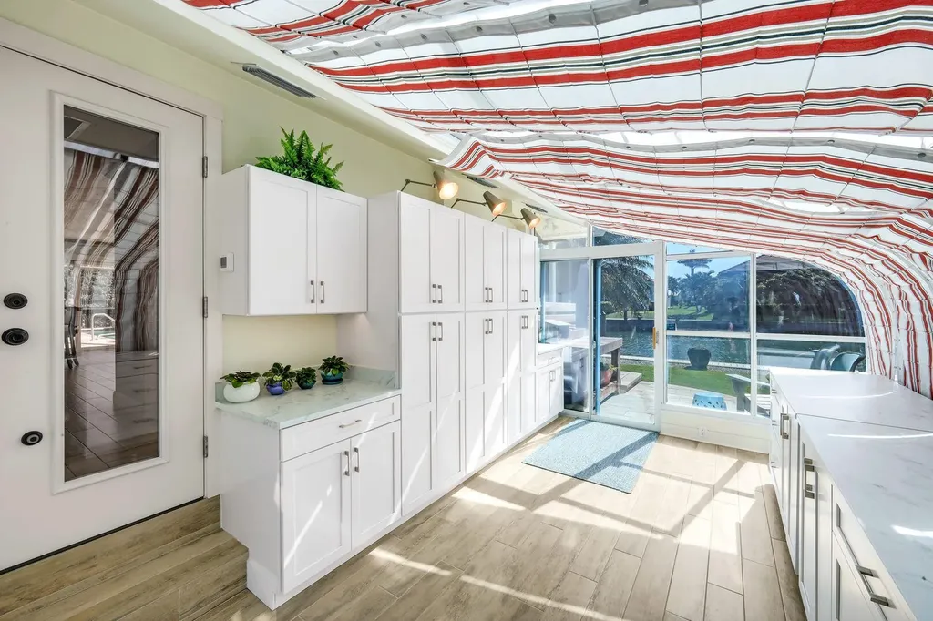 248 Polynesia Court Marco Island FL 34145