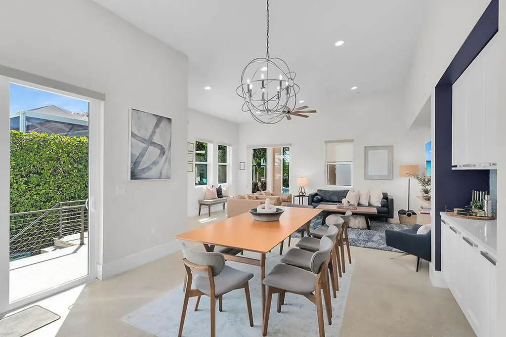 255 Columbus Way Marco Island FL 34145