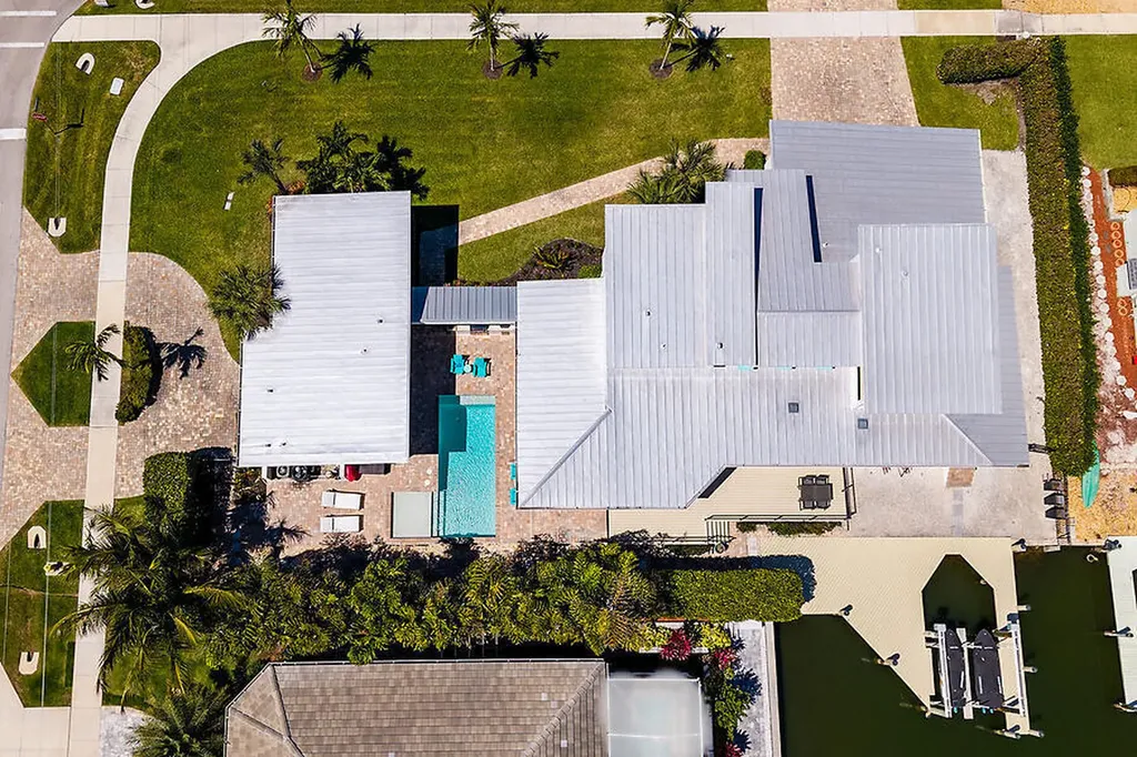 255 Columbus Way Marco Island FL 34145