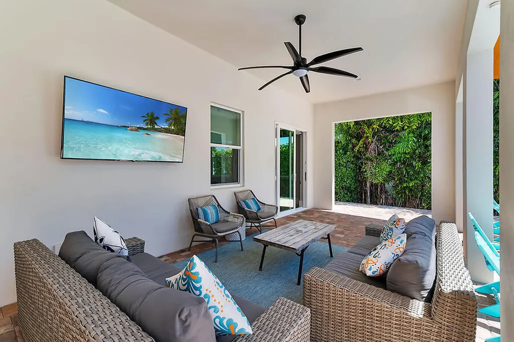 255 Columbus Way Marco Island FL 34145