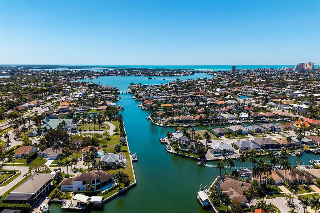 255 Columbus Way Marco Island FL 34145