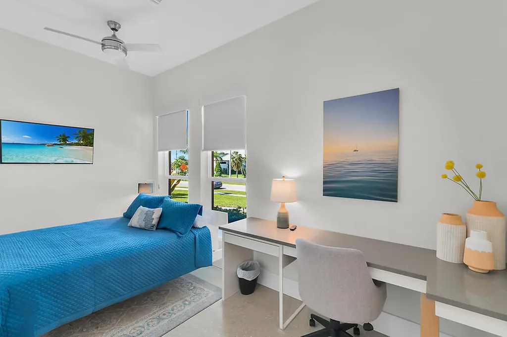 255 Columbus Way Marco Island FL 34145