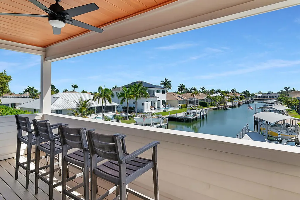 255 Columbus Way Marco Island FL 34145