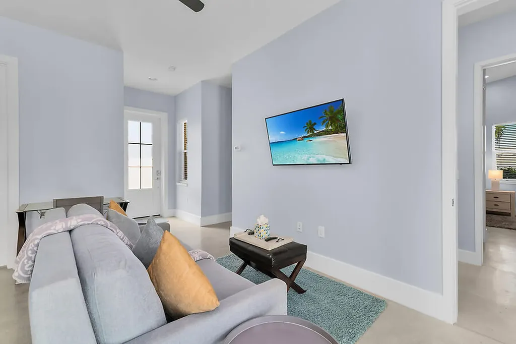 255 Columbus Way Marco Island FL 34145