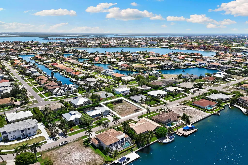 574 Tigertail Court Marco Island FL 34145