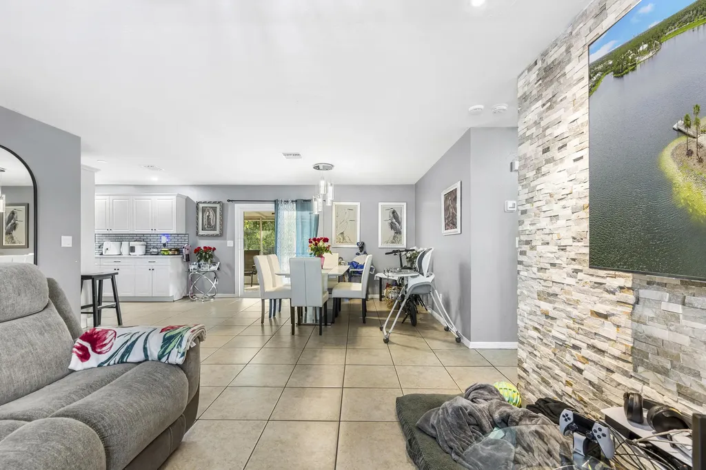 2040 46th Terrace SW Naples FL 34116