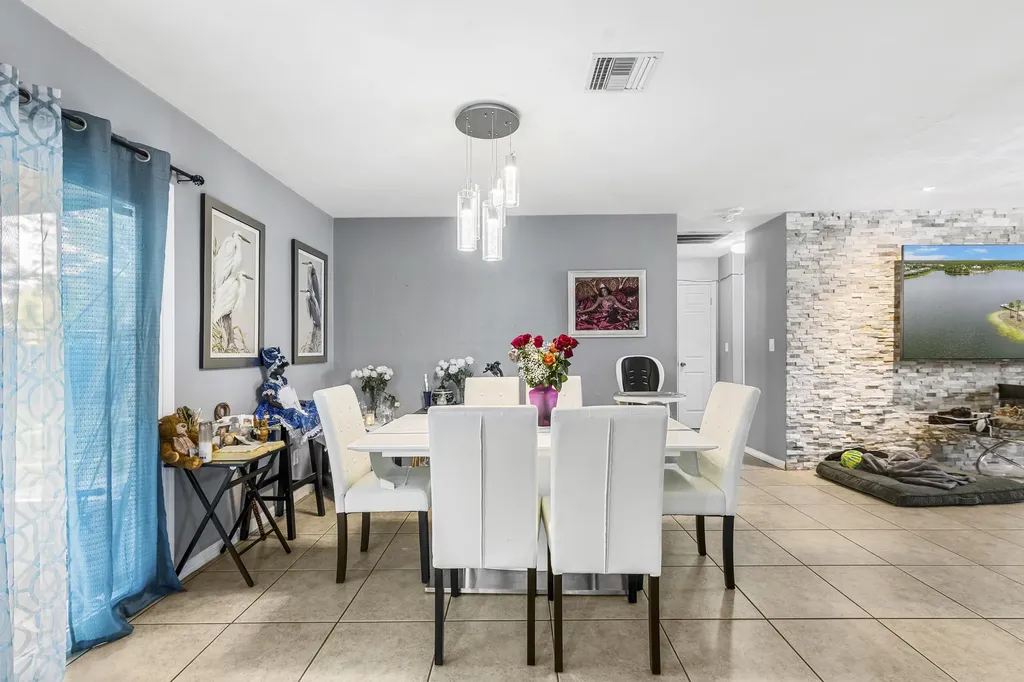 2040 46th Terrace SW Naples FL 34116