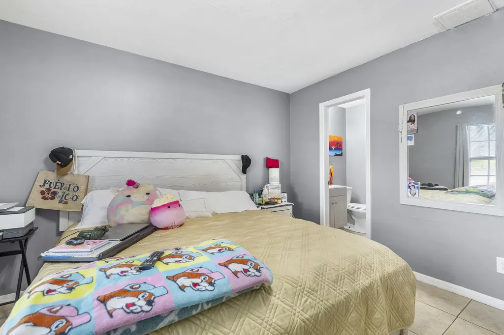 2040 46th Terrace SW Naples FL 34116