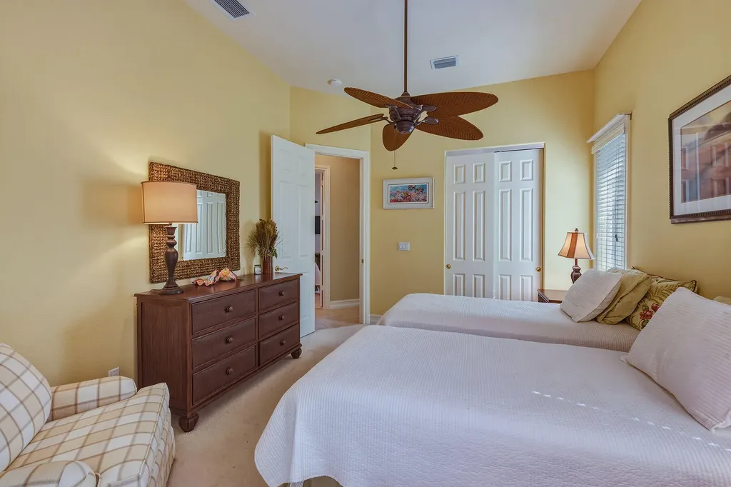 8476 Mallards Point Naples FL 34114