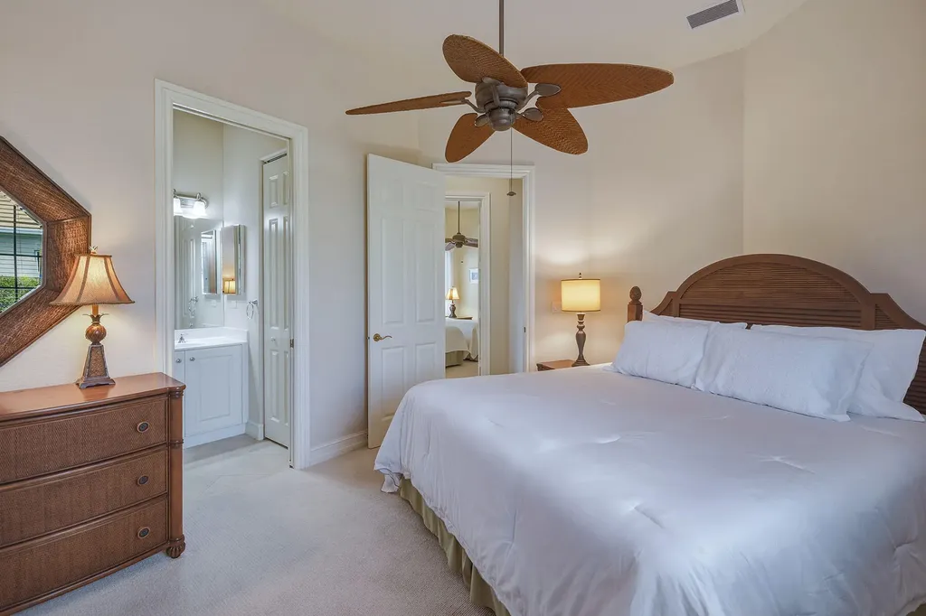 8476 Mallards Point Naples FL 34114