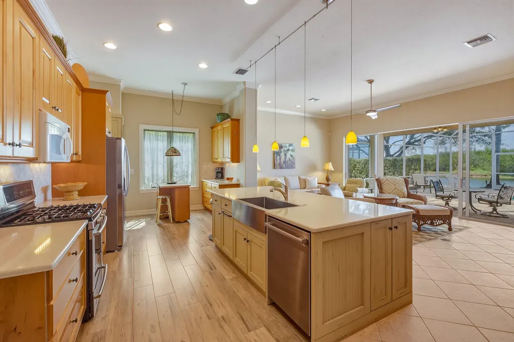 8476 Mallards Point Naples FL 34114