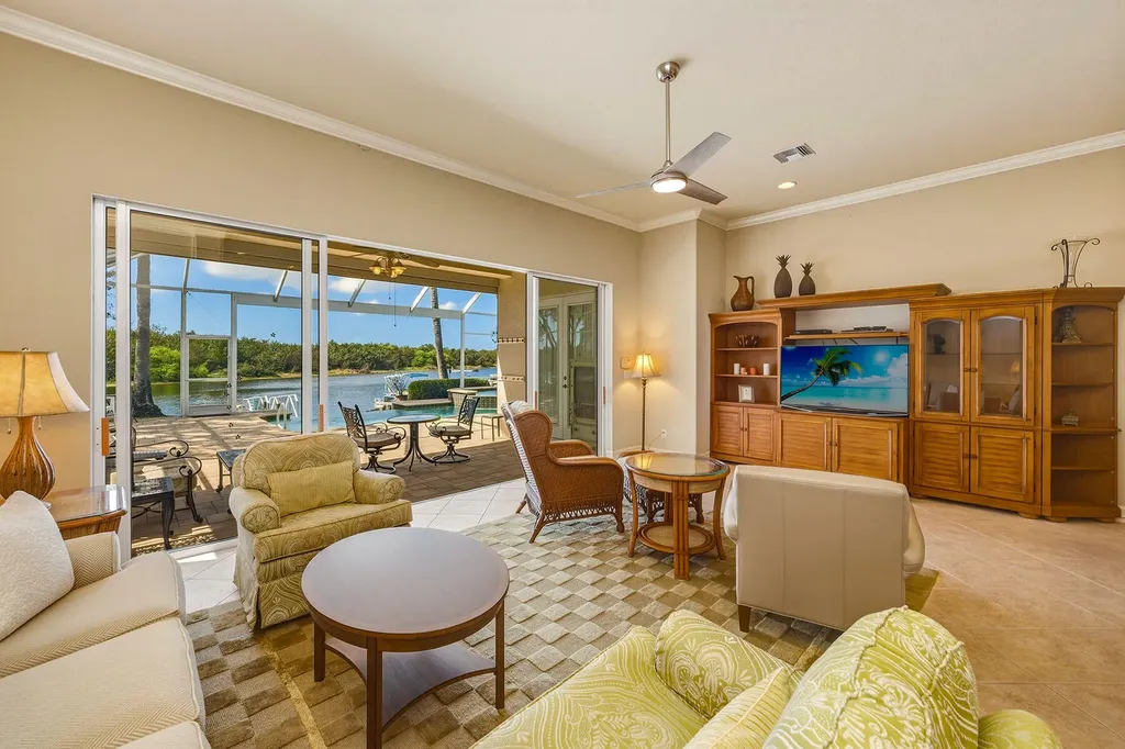 8476 Mallards Point Naples FL 34114