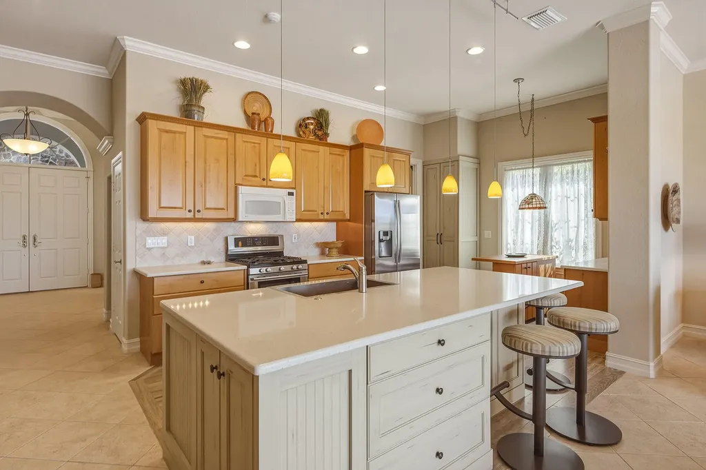 8476 Mallards Point Naples FL 34114