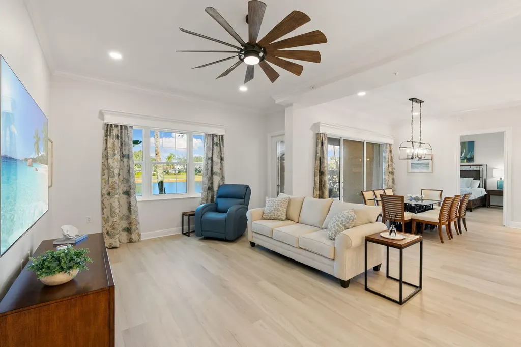 9213 Museo Circle Naples FL 34114