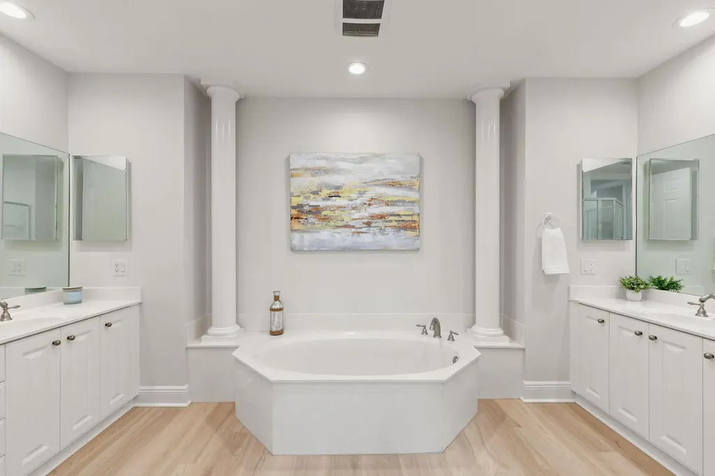 9213 Museo Circle Naples FL 34114