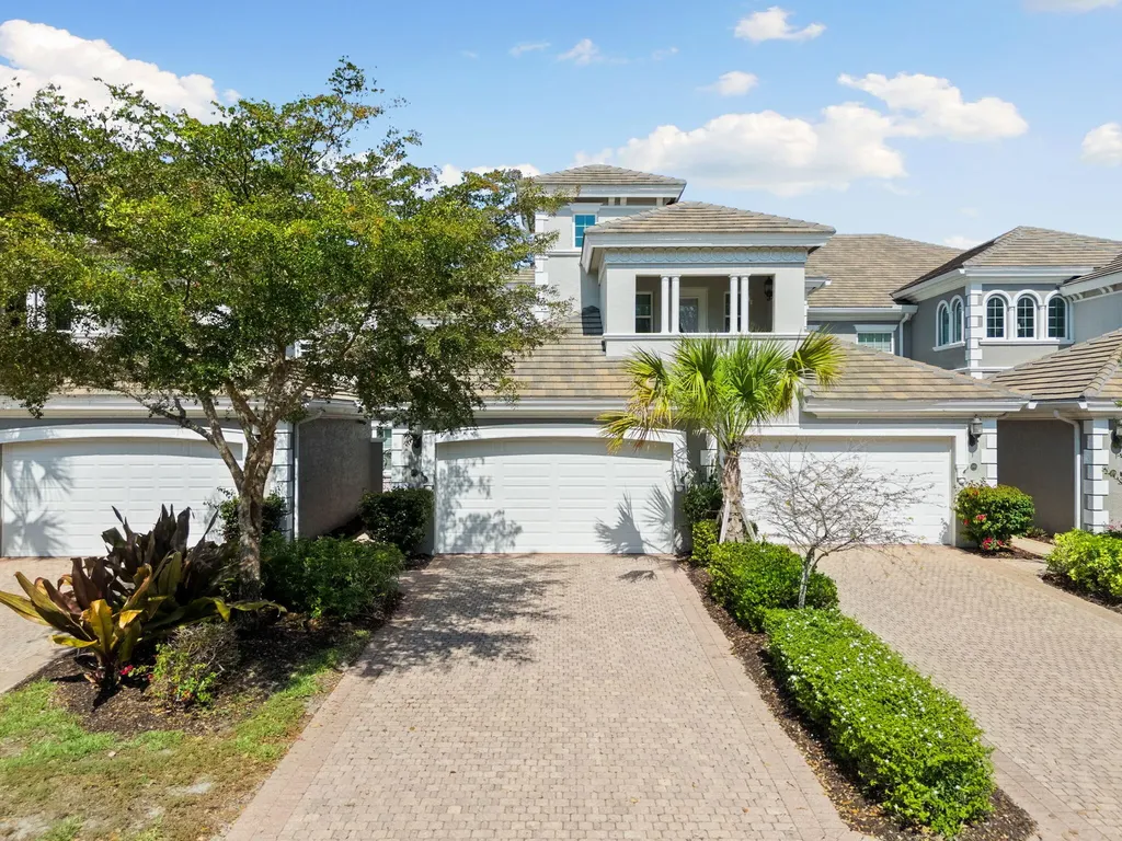 9213 Museo Circle Naples FL 34114