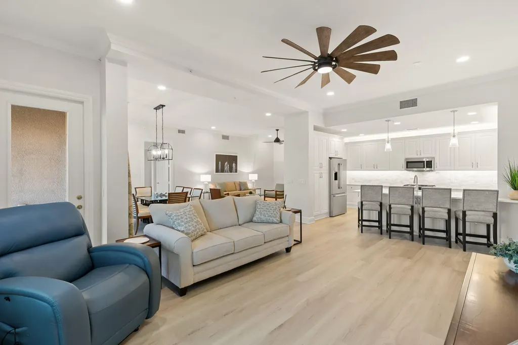 9213 Museo Circle Naples FL 34114