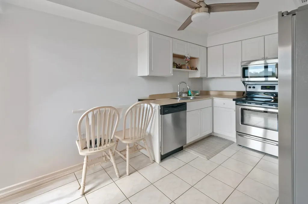 1538 Mainsail Drive Naples FL 34114