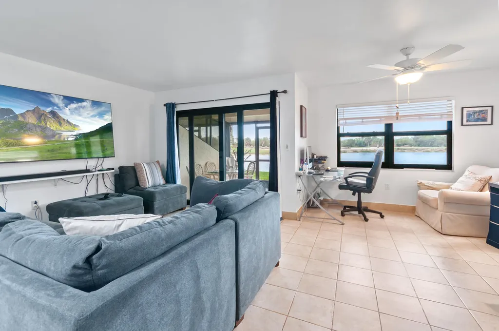 1538 Mainsail Drive Naples FL 34114