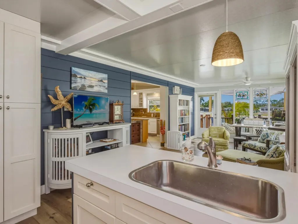 32 Covey Lane Naples FL 34114