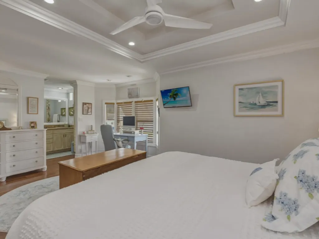 32 Covey Lane Naples FL 34114