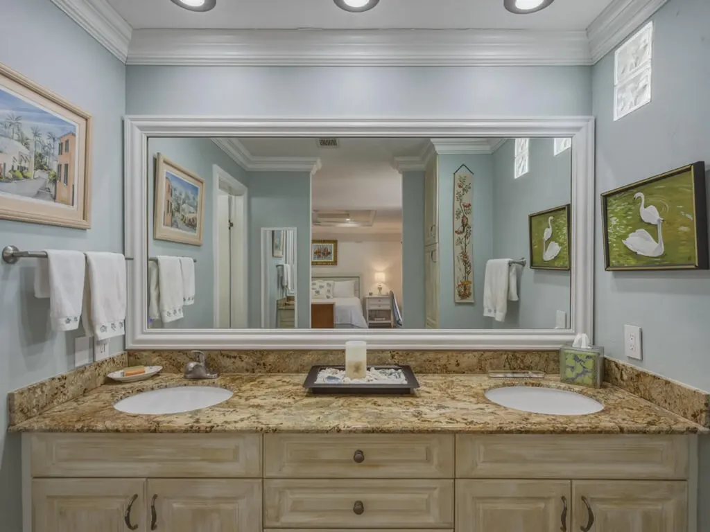 32 Covey Lane Naples FL 34114