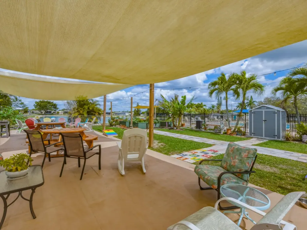 32 Covey Lane Naples FL 34114