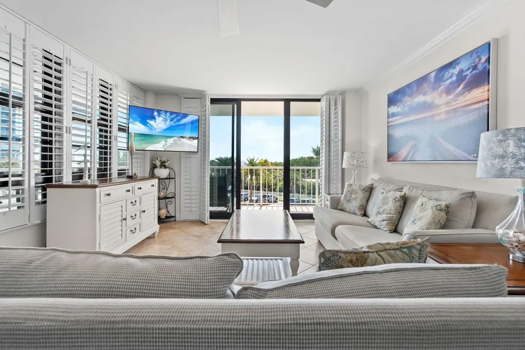 380 Seaview Court Marco Island FL 34145