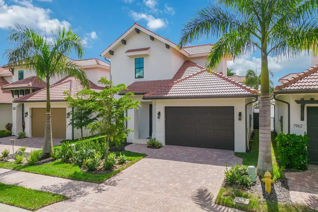 7968 Cordoba Place Naples FL 34113