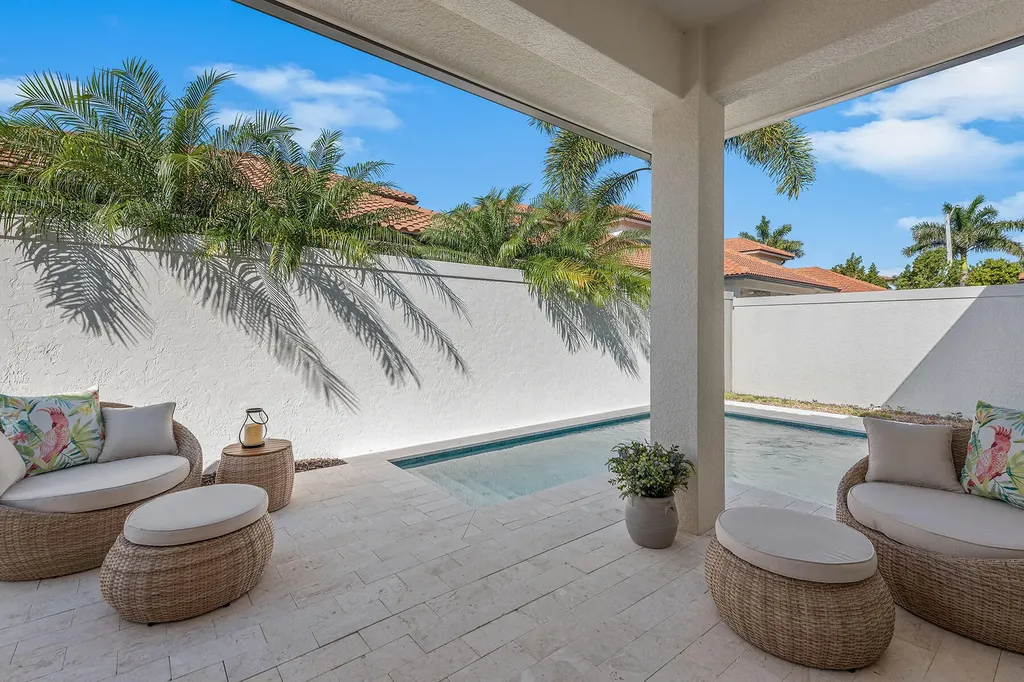 7968 Cordoba Place Naples FL 34113