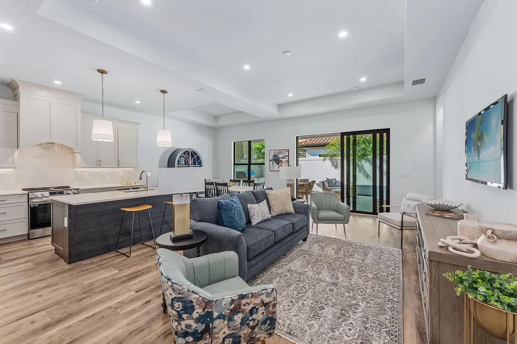 7968 Cordoba Place Naples FL 34113