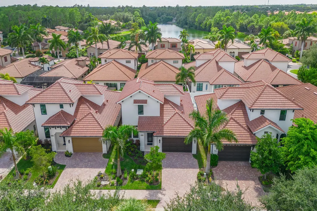 7968 Cordoba Place Naples FL 34113