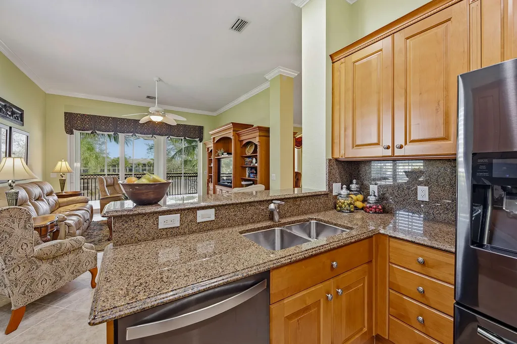 9288 Grassi Way Naples FL 34114