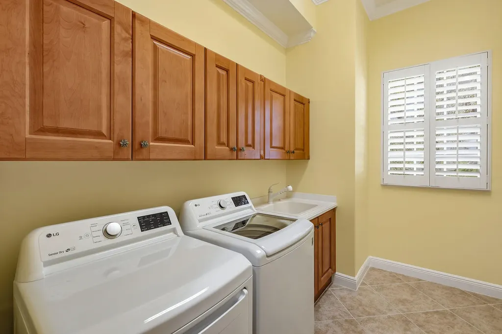 9288 Grassi Way Naples FL 34114