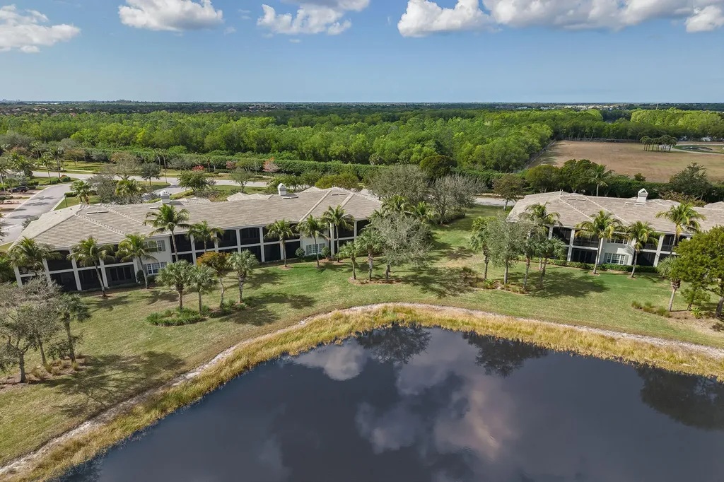 9288 Grassi Way Naples FL 34114