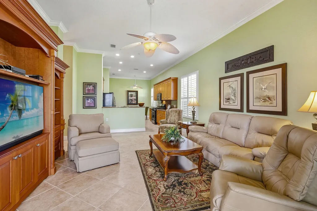 9288 Grassi Way Naples FL 34114