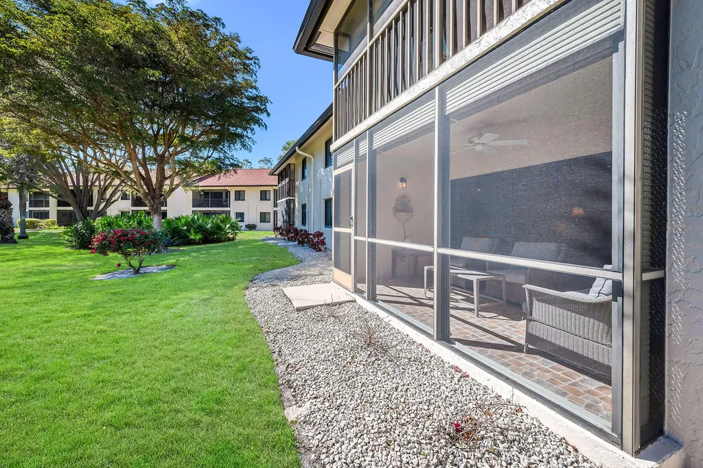 4955 Pepper Circle Naples FL 34113