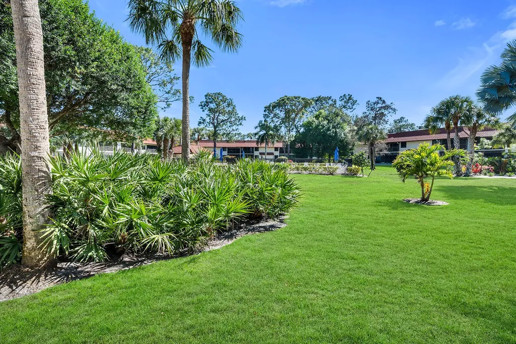 4955 Pepper Circle Naples FL 34113