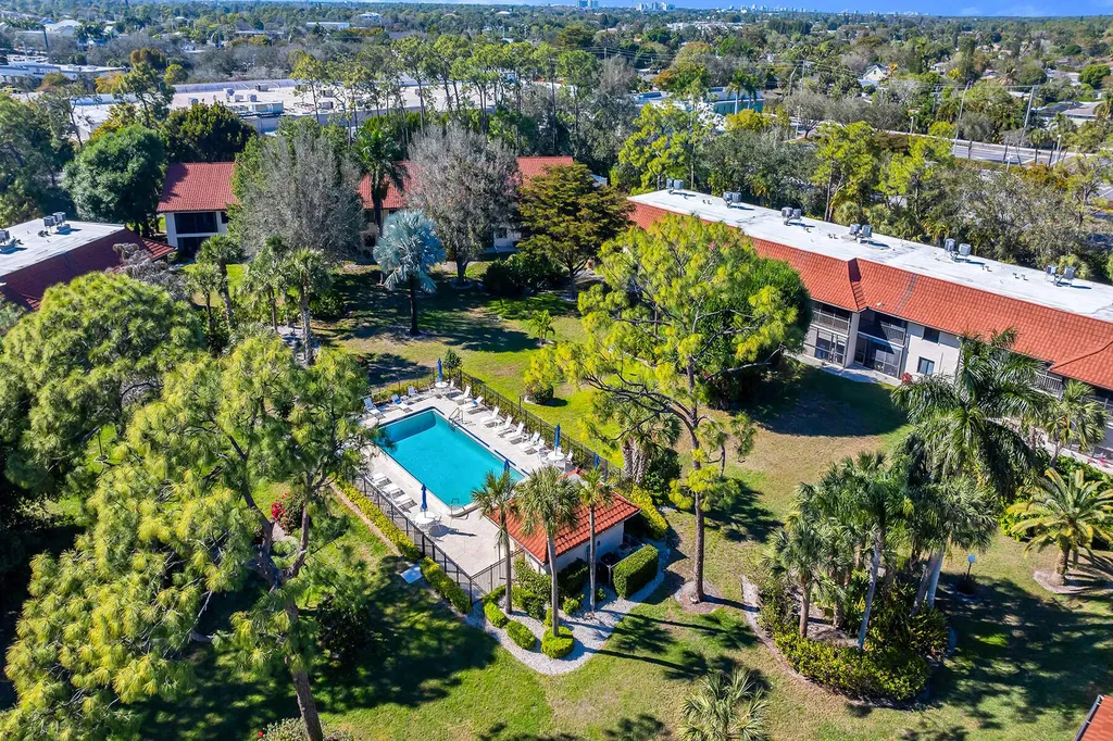 4955 Pepper Circle Naples FL 34113